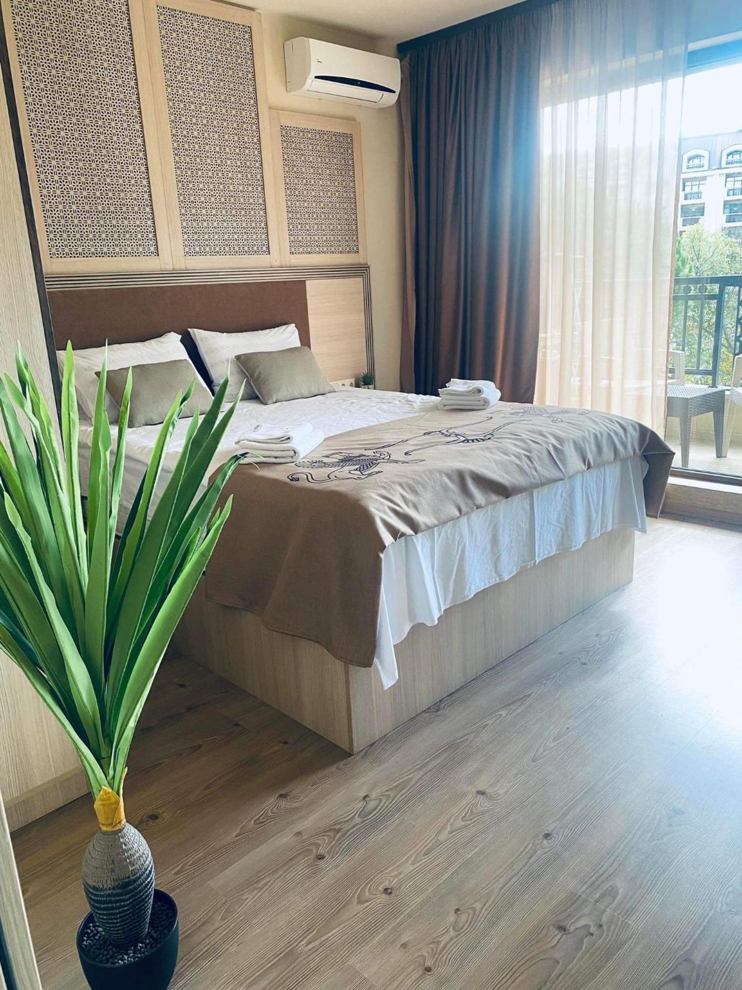 Argisht Luxury Apartment 골든샌드 외부 사진